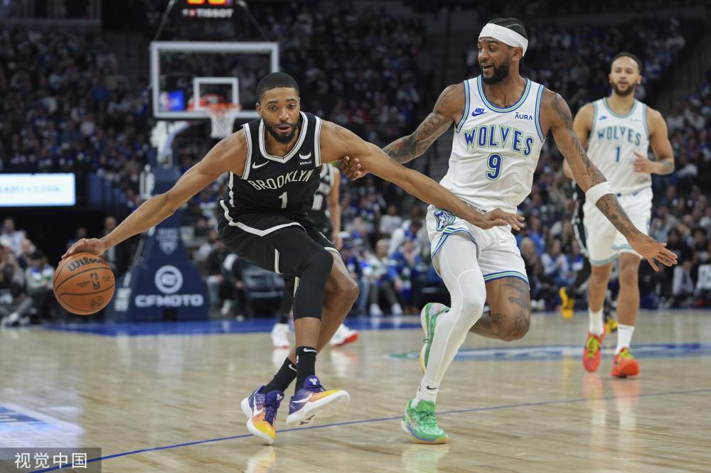 将他与莱昂 将他与莱昂