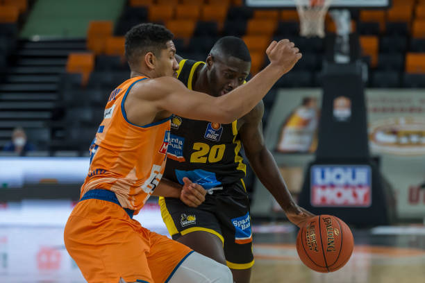 这场比赛的 这场比赛的